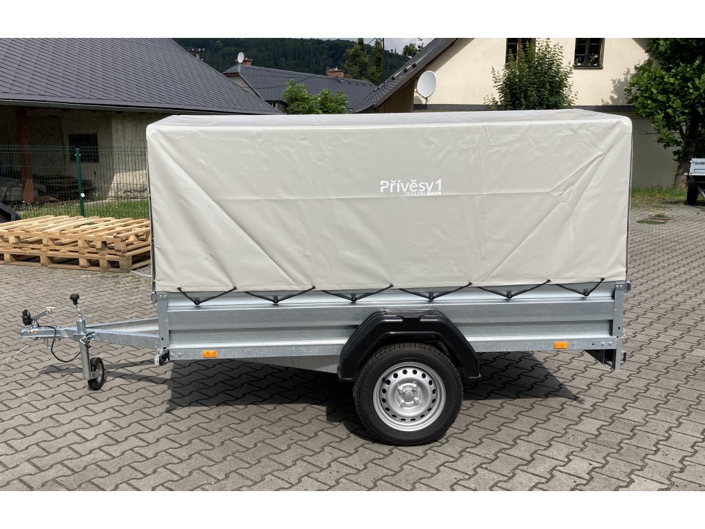 Přívěs č.3 Nebržděný 750kg, 2350x1320mm s plachtou 1350mm