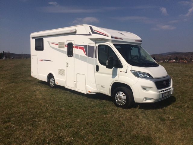 OBYTNÝ VŮZ FIAT DUCATO - POLOINTEGROVANÝ - SPANÍ I JÍZDA PRO 5 OSOB / ŘIDIČSKÝ PRŮKAZ SKUPINY B